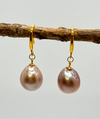 LAVENDER PEARL RAINBOW DANGLES