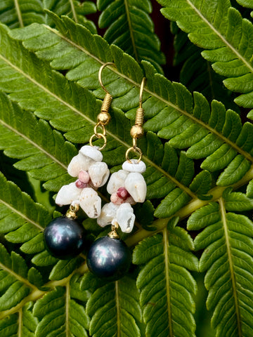 NIIHAU BLACK PEARL HELECONIA EARRINGS